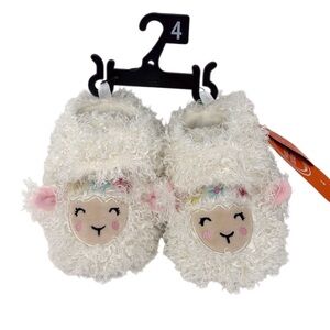 Fuzzy Lamb/Llama toddler’s size 4 slippers hook and loop close wonder nation NWT